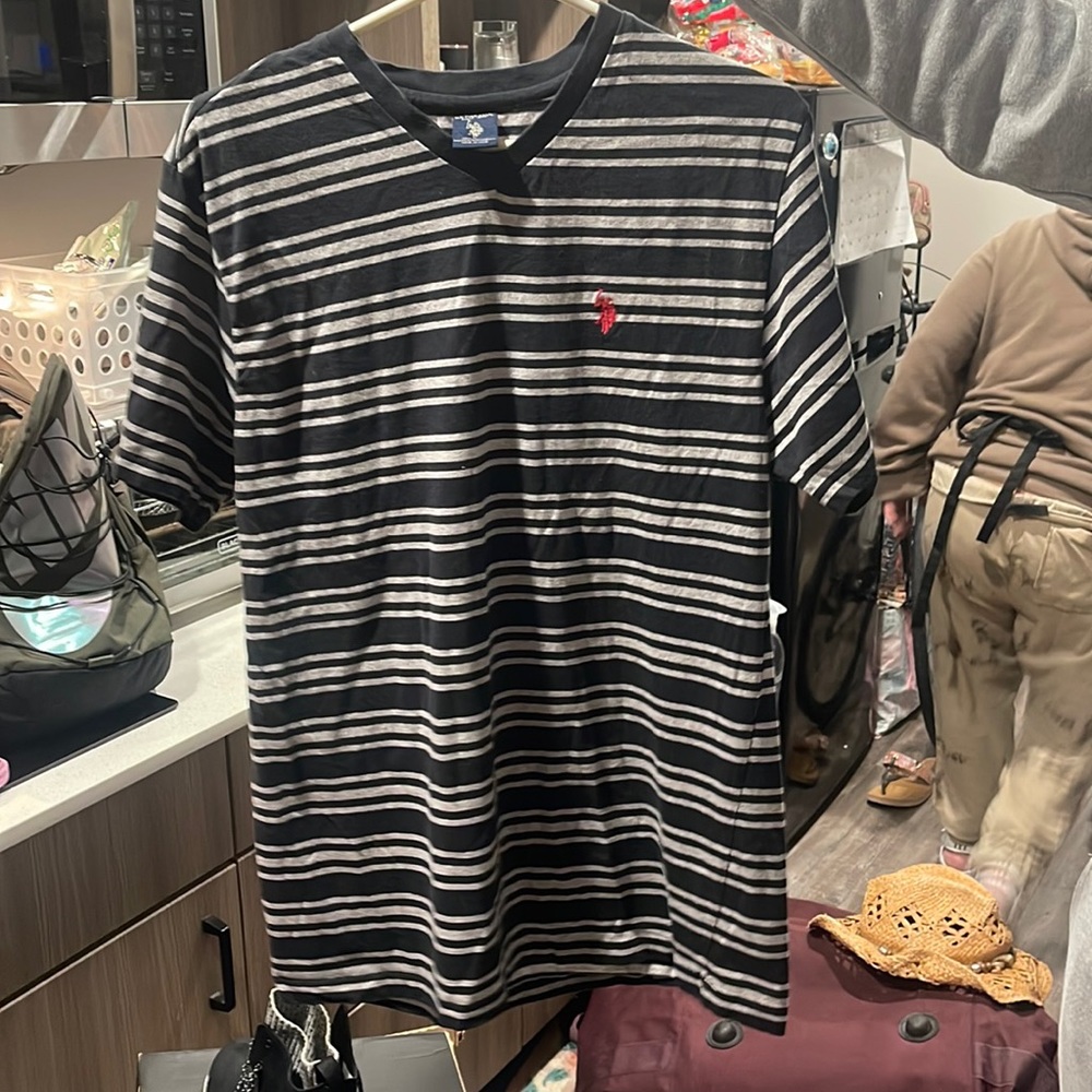 US Polo Assn Mens Large Vneck T